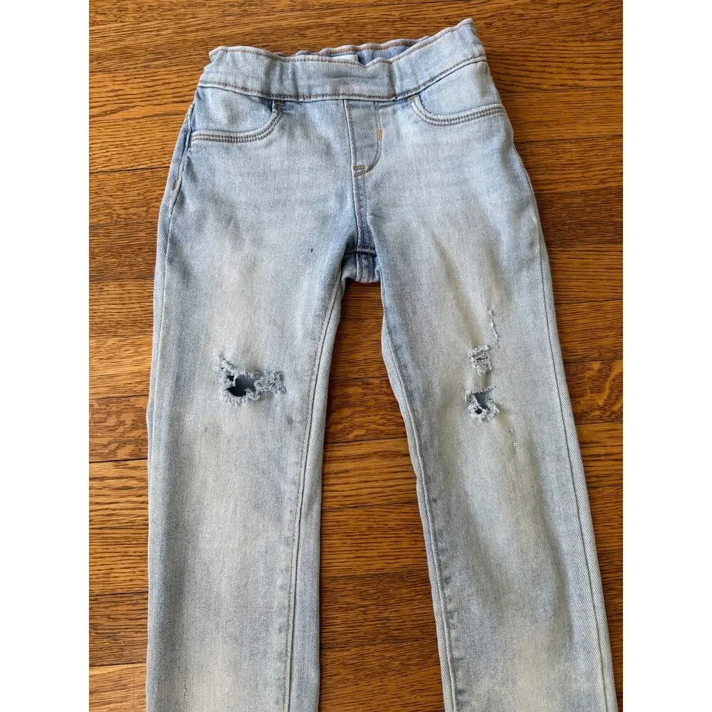 Old Navy Girls' Light Wash Distressed Jeans Size 6-7